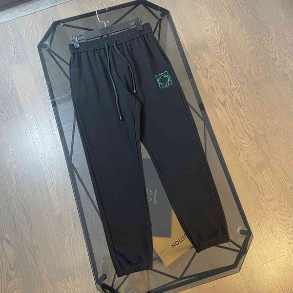 clothing 2022 spring and summer new couple elastic waist lark embroidered casual pants for men and women outlet_nce7, Black;white
clothing 2022 spring and summer new couple elastic waist lark embroidered casual pants for men and women outlet_nce7, Black;white