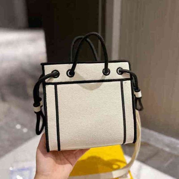 totes shoulder bag women designers handbag messenger bags woman crossbody bags travel letter print fashion large capacity purses handbags
totes shoulder bag women designers handbag messenger bags woman crossbody bags travel letter print fashion large capacity purses handbags