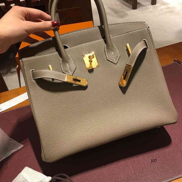 handbags designer birkins crossbody shoulder leather platinum bag 2022 fashion sense women light luxury totes hand large capacity
handbags designer birkins crossbody shoulder leather platinum bag 2022 fashion sense women light luxury totes hand large capacity