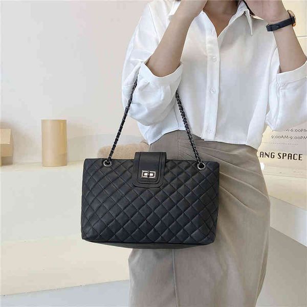 %100 tide brand fashion ladies handbag shoulder bag factory outlet new large capacity diagonal cross women's embroidered fashionable bu
%100 tide brand fashion ladies handbag shoulder bag factory outlet new large capacity diagonal cross women's embroidered fashionable bu