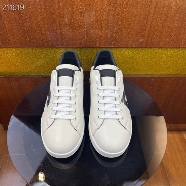 high-end mens casual shoe low lace-up running shoes simple and comfortable daily travel small white shoes size 38-45, Black
high-end mens casual shoe low lace-up running shoes simple and comfortable daily travel small white shoes size 38-45, Black