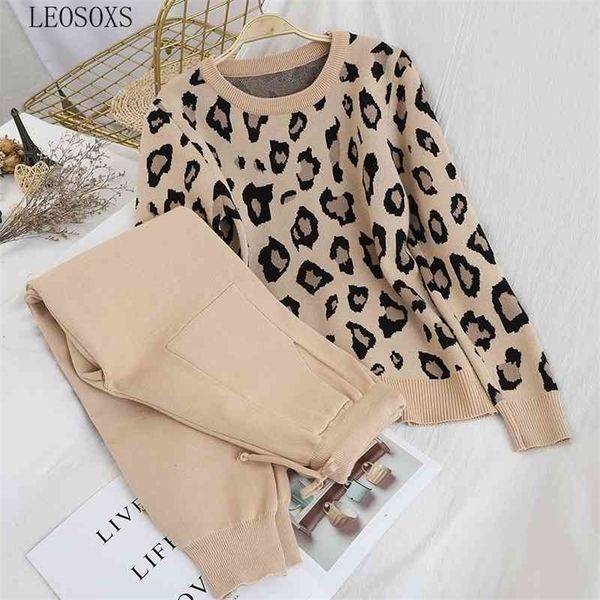 fashion retro women knitted suits leopard long sleeve o-neck sweater lace up waist pocket harem pants korean sets 210331, Gray
fashion retro women knitted suits leopard long sleeve o-neck sweater lace up waist pocket harem pants korean sets 210331, Gray