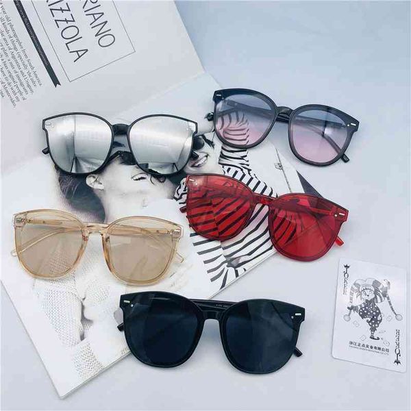 gg designer cycle fashion cc sunglasses for woman mens big face square big frame female star net red dili reba li yifeng qi wei same, White;black
gg designer cycle fashion cc sunglasses for woman mens big face square big frame female star net red dili reba li yifeng qi wei same, White;black