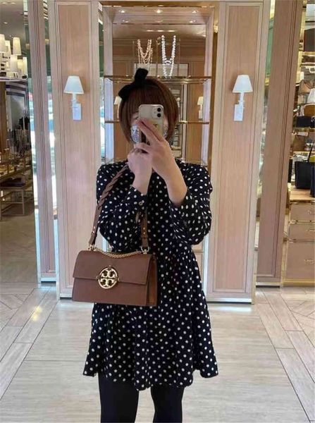 designer luxury women bag tory handbag tb fashion inclined shoulder bags versatile purses tories burchs totes large capacity saddle coal wal
designer luxury women bag tory handbag tb fashion inclined shoulder bags versatile purses tories burchs totes large capacity saddle coal wal
