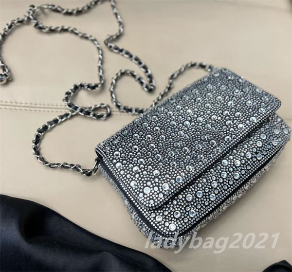 wallets shoulder bags hasp handbags women luxury lady fashion bag diamond sequins casual envelope crossbody handbag evening clutch bags coin, Red;black
wallets shoulder bags hasp handbags women luxury lady fashion bag diamond sequins casual envelope crossbody handbag evening clutch bags coin, Red;black
