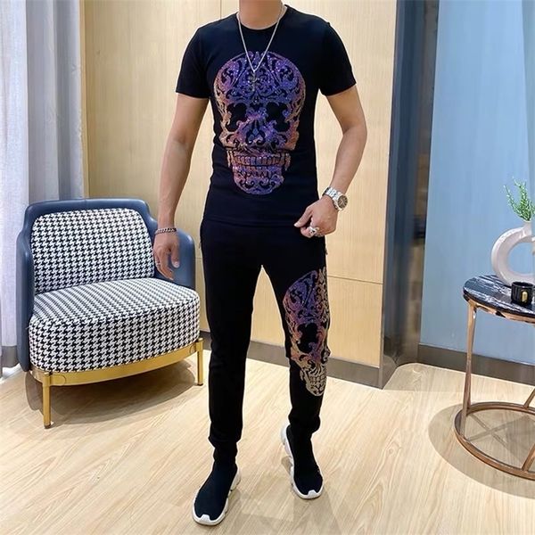 new summer skull men s sportswear fashion rhinestones selling 100 cotton set 2 piece set lj201124, Gray
new summer skull men s sportswear fashion rhinestones selling 100 cotton set 2 piece set lj201124, Gray