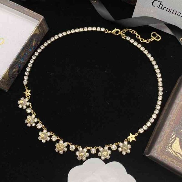 home 2022 new bee petal pearl diamond necklace material2022 brand trend fashion design versatile ladies necklace stud earrings, Golden;silver
home 2022 new bee petal pearl diamond necklace material2022 brand trend fashion design versatile ladies necklace stud earrings, Golden;silver