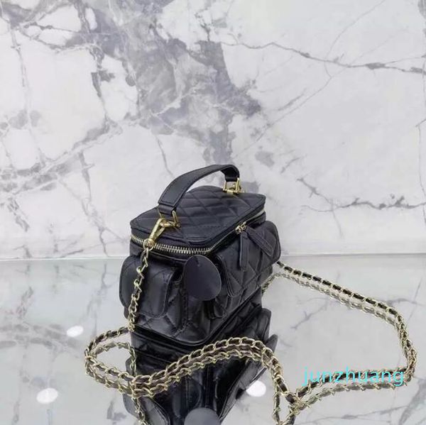 cc bag designer- cosmetic box bags cases black leather bags classic handbags gold chains handle double zipper totes mini bag 18cm
cc bag designer- cosmetic box bags cases black leather bags classic handbags gold chains handle double zipper totes mini bag 18cm