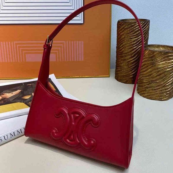 luxury women's s designer letter cowhide crcent hand single shoulder pu leather crossbody bag female purses
luxury women's s designer letter cowhide crcent hand single shoulder pu leather crossbody bag female purses