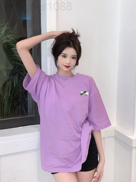 women's t-shirt designer we home 22 spring and summer new back bullet screen letter printing solid color short sleeve t-shirt loose hal, White
women's t-shirt designer we home 22 spring and summer new back bullet screen letter printing solid color short sleeve t-shirt loose hal, White