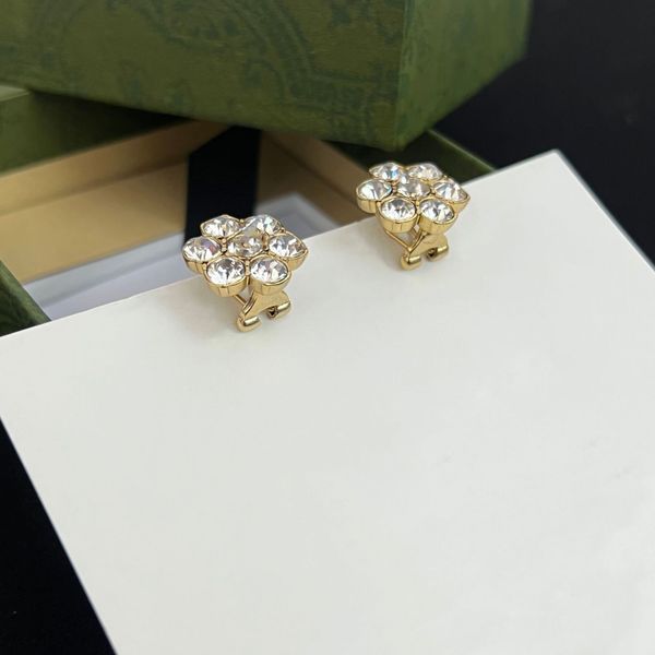 luxury brand flowers women earrings designer stud gold color extravagant style earrings engagement earring for lady gifts, Golden;silver
luxury brand flowers women earrings designer stud gold color extravagant style earrings engagement earring for lady gifts, Golden;silver