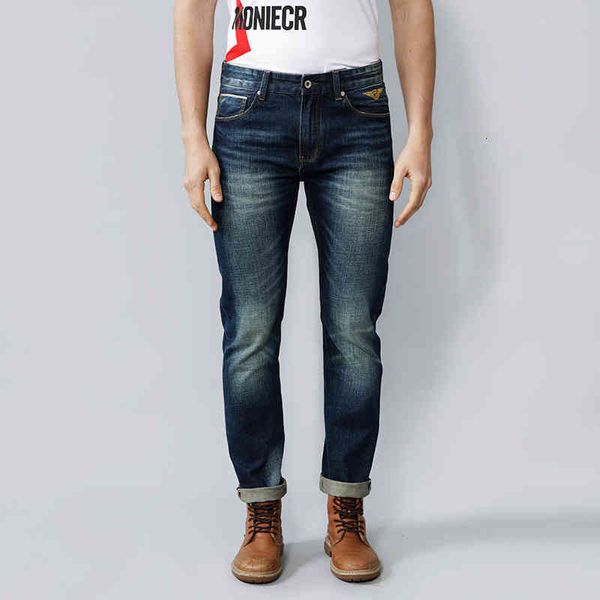men's jeans red ear tannin cat beard washed jeans men's slim fitting leggings autumn and winter thick wear-resistant fashion brand, Blue
men's jeans red ear tannin cat beard washed jeans men's slim fitting leggings autumn and winter thick wear-resistant fashion brand, Blue