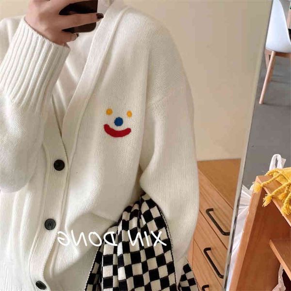 women's sweaters smiling face embroidery v-neck knitted cardigan women's soft waxy loose long sleeved college style sweater coat i, White;black
women's sweaters smiling face embroidery v-neck knitted cardigan women's soft waxy loose long sleeved college style sweater coat i, White;black