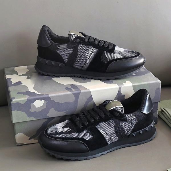 fashion camouflage rockrunner sneakers desginer mens shoes black green low-lace up studded shoes genuine leather trainers with gift box 264
fashion camouflage rockrunner sneakers desginer mens shoes black green low-lace up studded shoes genuine leather trainers with gift box 264