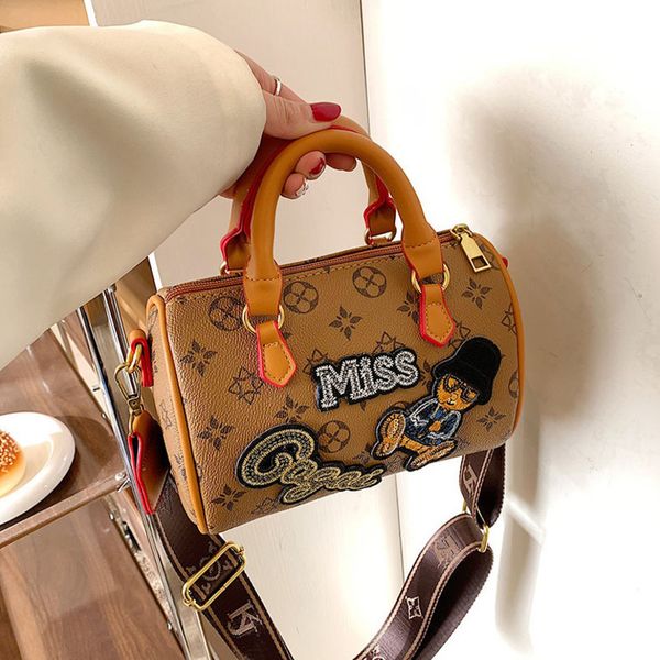 70% off 2022 new luxury accessories designer fashionable flower cartoon character texture backpack new women's foreign style one should
70% off 2022 new luxury accessories designer fashionable flower cartoon character texture backpack new women's foreign style one should