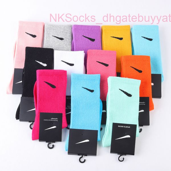 fashion men's hook brand socks classic middle tube sports moisture absorption sock casual men women luxury wear medium short sportsocks, Black
fashion men's hook brand socks classic middle tube sports moisture absorption sock casual men women luxury wear medium short sportsocks, Black