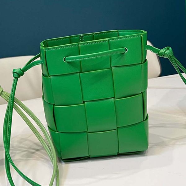 2022 women bags crossbody handbag one-shoulder pillow versatile design leather stylish high-end small square handbag 109
2022 women bags crossbody handbag one-shoulder pillow versatile design leather stylish high-end small square handbag 109