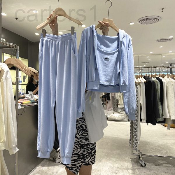 women's tracksuits designer 2021 spring and autumn korean version new sweater coat pants suspender leisure sports suit women's thi, Gray
women's tracksuits designer 2021 spring and autumn korean version new sweater coat pants suspender leisure sports suit women's thi, Gray