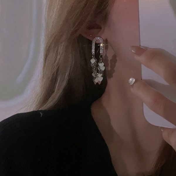 925 silver stud rhinestone-encrusted heart-shaped tassel earrings european and american fashion all-match eardrops net red wind personalized, Golden
925 silver stud rhinestone-encrusted heart-shaped tassel earrings european and american fashion all-match eardrops net red wind personalized, Golden