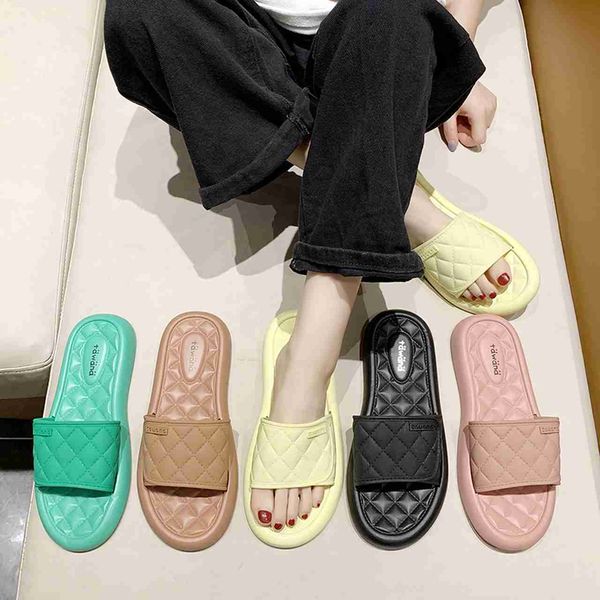 classic luxury paris women's casual sandals non-slip bathroom flip flops indoor soft and comfortable shoes summer women's slippers, Black
classic luxury paris women's casual sandals non-slip bathroom flip flops indoor soft and comfortable shoes summer women's slippers, Black