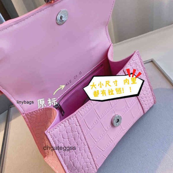 balencaigass bags designers handbag new b-net red leather hourglass bag crocodile pattern paris portable one shoulder messenger 9l5p zmin
balencaigass bags designers handbag new b-net red leather hourglass bag crocodile pattern paris portable one shoulder messenger 9l5p zmin