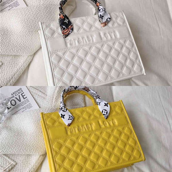 large capacity handbag new women's bag shoulder bagwomen holiday beach casual tote handle bags fashion ladies
large capacity handbag new women's bag shoulder bagwomen holiday beach casual tote handle bags fashion ladies