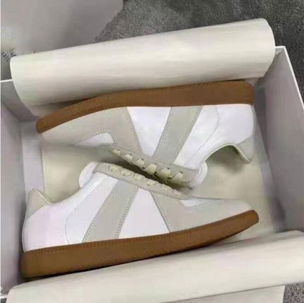 german training shoes low-mmshoes designer retro classic shape mens and womens casual style tendon soles size 39-46high-quality sneakers, Black
german training shoes low-mmshoes designer retro classic shape mens and womens casual style tendon soles size 39-46high-quality sneakers, Black