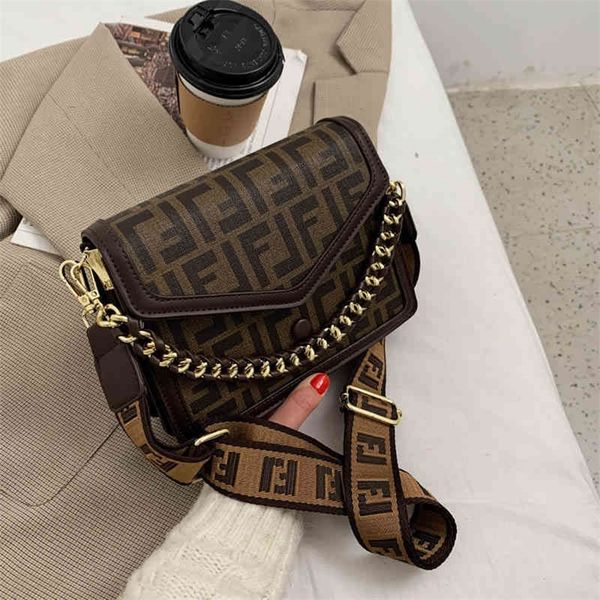 printing fashion women's wide belt envelope messenger style fashion versatile clearance outlet sale
printing fashion women's wide belt envelope messenger style fashion versatile clearance outlet sale
