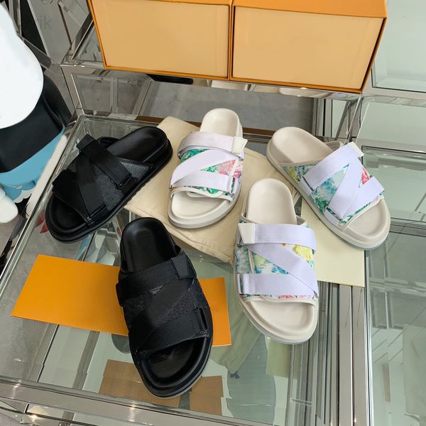 men designer flip flops slippers women designers slides summer fashion luxury flat sandals size 35-44, Black
men designer flip flops slippers women designers slides summer fashion luxury flat sandals size 35-44, Black