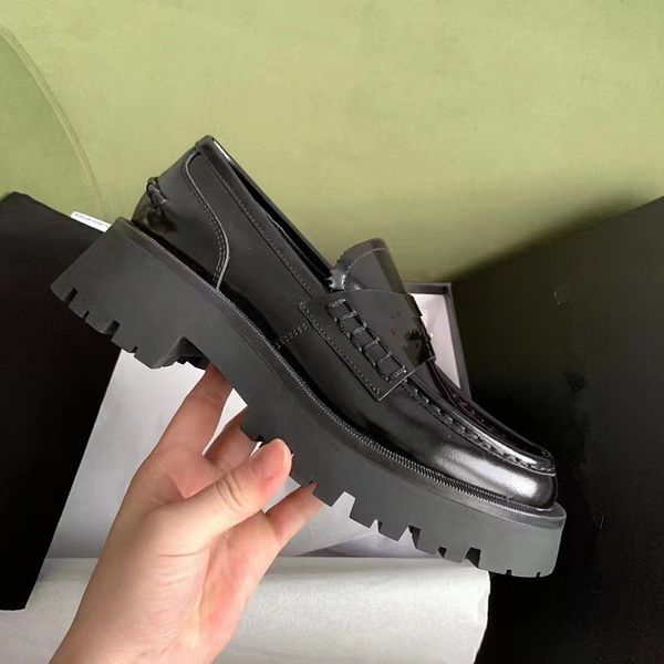 2022 black small leather loafers shoes women's new thick sole round-toe slip-on ladies metal buckle leisure vacation thick-soled shoes
2022 black small leather loafers shoes women's new thick sole round-toe slip-on ladies metal buckle leisure vacation thick-soled shoes