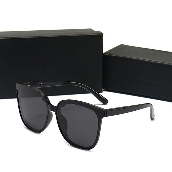 whole designer sunglasses original eyeglasses fashion classic lady mirrors for women and men glasses with original cases boxs 2864, White;black
whole designer sunglasses original eyeglasses fashion classic lady mirrors for women and men glasses with original cases boxs 2864, White;black