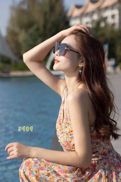 sunglasslady kwai tiktok, style, the same type of voice, quick hand, korean version, polarized sunglasses, big frame sunglasses., White;black
sunglasslady kwai tiktok, style, the same type of voice, quick hand, korean version, polarized sunglasses, big frame sunglasses., White;black