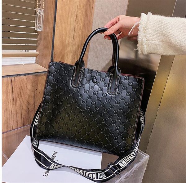 crossbody bag shoulder handbag retro simple tote shopping designer pocket bags high capacity messenger fashion satchels luxury pu embos mmlw
crossbody bag shoulder handbag retro simple tote shopping designer pocket bags high capacity messenger fashion satchels luxury pu embos mmlw