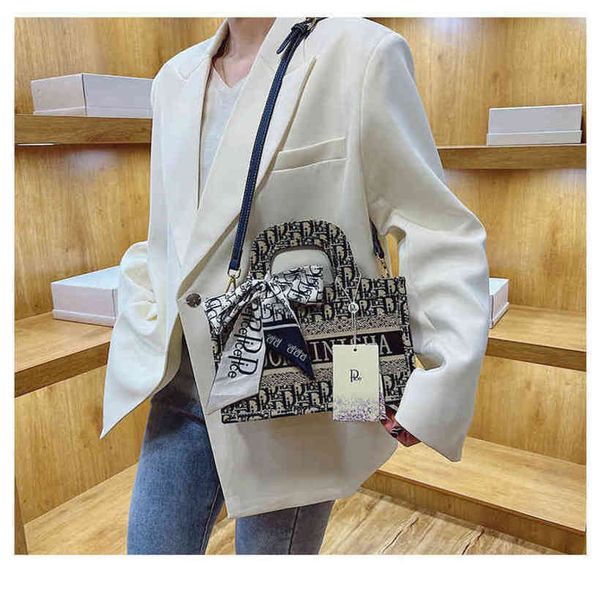 70% 2022 new luxury bags off shopping hand high sense tote canvas one bagwomen's fashion bags
70% 2022 new luxury bags off shopping hand high sense tote canvas one bagwomen's fashion bags