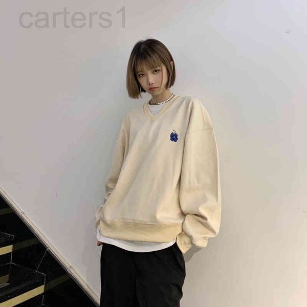 women's hoodies & sweatshirts designer 21 early autumn new korean chao brand ader v-neck embroidered small blue flower sweater for men, Black
women's hoodies & sweatshirts designer 21 early autumn new korean chao brand ader v-neck embroidered small blue flower sweater for men, Black