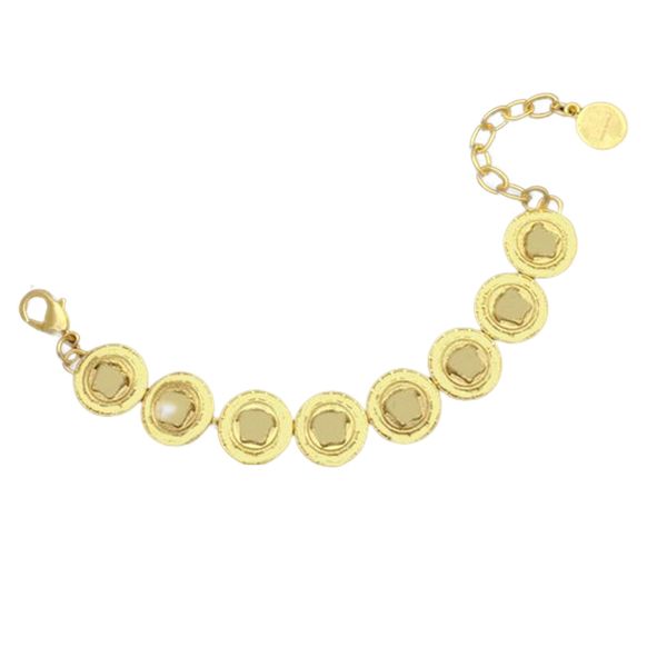 2022 love bangle bracelet for women buckle bracelet luxurys designers letter bracelets gift wedding d2205055z, Black
2022 love bangle bracelet for women buckle bracelet luxurys designers letter bracelets gift wedding d2205055z, Black