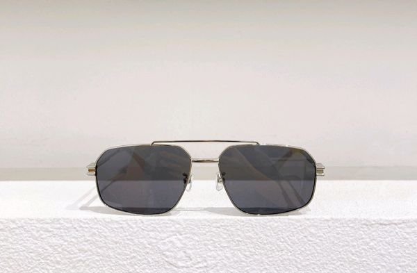 classic pilot sunglasses 1128 silver dark grey lens women men sun glasses shades uv400 protection with box, White;black
classic pilot sunglasses 1128 silver dark grey lens women men sun glasses shades uv400 protection with box, White;black