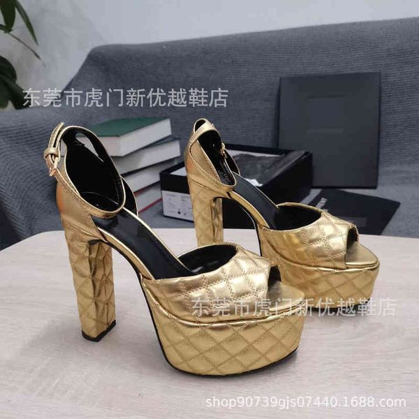 sandals wind spring super high-heeled waterproof platform sandals fish mouth toe cap design is good, wear atmospheric fashion shoes, Black
sandals wind spring super high-heeled waterproof platform sandals fish mouth toe cap design is good, wear atmospheric fashion shoes, Black