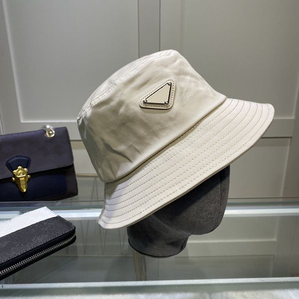 designer bucket hat cap triangle luxury fitted hats men women sun caps wide brim fashion beach buckets hats casquette multiple colors 2022, Blue;gray
designer bucket hat cap triangle luxury fitted hats men women sun caps wide brim fashion beach buckets hats casquette multiple colors 2022, Blue;gray