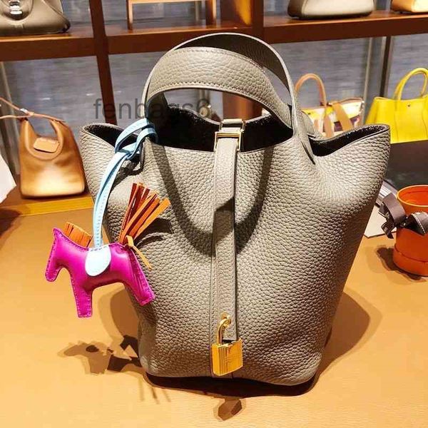 leather herme handbags 2022 designer bags picotin lock bucket herbag h large capacity handbag 2 hllv
leather herme handbags 2022 designer bags picotin lock bucket herbag h large capacity handbag 2 hllv