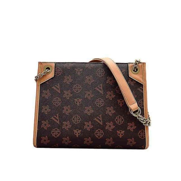 68% off quality baroness printed commuter new fashion messenger old flower chain one shoulder tote bag high capacity women's bag
68% off quality baroness printed commuter new fashion messenger old flower chain one shoulder tote bag high capacity women's bag