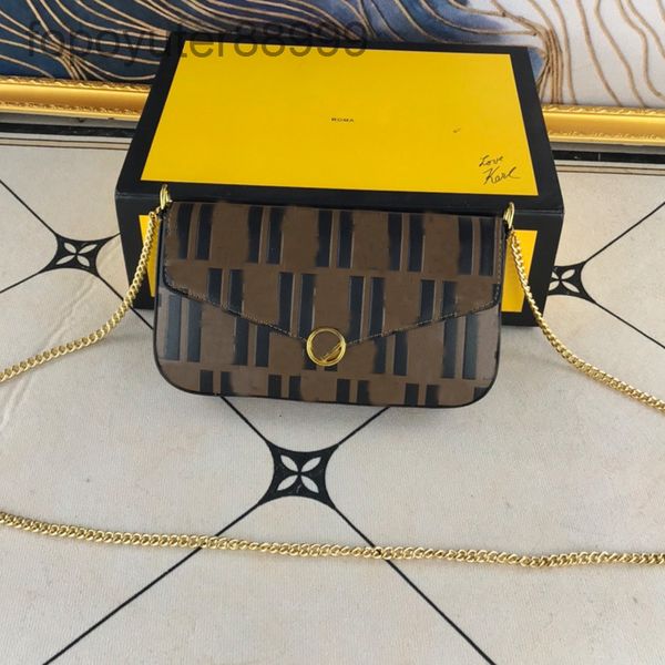 baguette bag chain crossbody bags 3pcs set mini handbag purse embossed f letter genuine leather card slot removable pouch high quality
baguette bag chain crossbody bags 3pcs set mini handbag purse embossed f letter genuine leather card slot removable pouch high quality