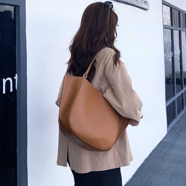 womens bag 2021 new genuine leather ladies bags niche bag shoulder crossbody fashion simple large capacity totes
womens bag 2021 new genuine leather ladies bags niche bag shoulder crossbody fashion simple large capacity totes