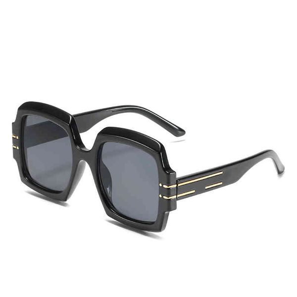 2022 trend brand digner retro sunglass women classic vintage square oversized sunglass fashion luxury female sunglass, White;black
2022 trend brand digner retro sunglass women classic vintage square oversized sunglass fashion luxury female sunglass, White;black