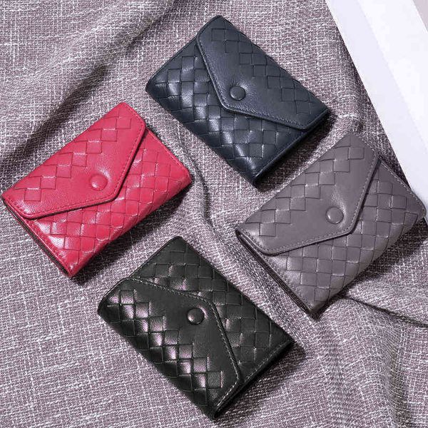 nxy leather weave men's and women's credit card holder mini coin purse fashion business luxury brand 2022 new 220429, Brown;gray
nxy leather weave men's and women's credit card holder mini coin purse fashion business luxury brand 2022 new 220429, Brown;gray