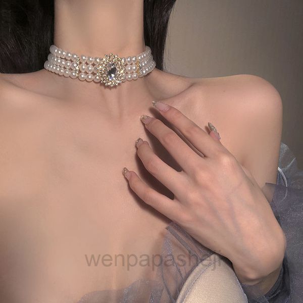 designer gold silver heart love cross necklace mens womans vintage high sense multi row diamond inlaid pearl clavicle chain new light luxury
designer gold silver heart love cross necklace mens womans vintage high sense multi row diamond inlaid pearl clavicle chain new light luxury