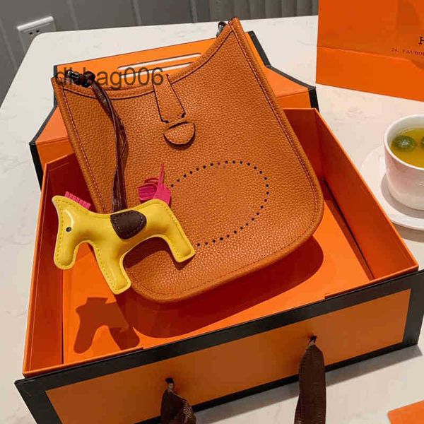 cross designer 2022 luxurys handbags purse women bag plain fashion lady classic leather single f23
cross designer 2022 luxurys handbags purse women bag plain fashion lady classic leather single f23