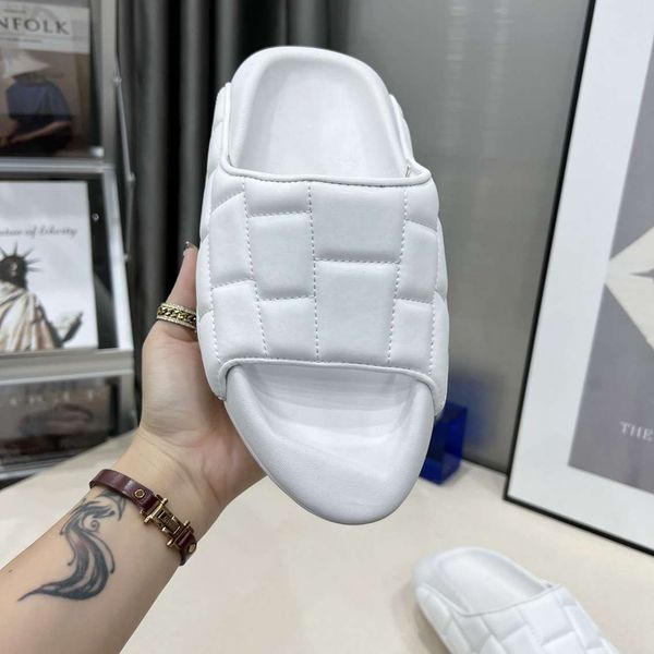 brand mens and womens beach slippers outer space sandal shoes microfiber leather summer high elastic foam combination bottom size 35-45, Black
brand mens and womens beach slippers outer space sandal shoes microfiber leather summer high elastic foam combination bottom size 35-45, Black