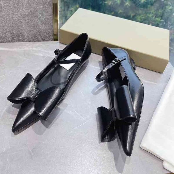 dress shoes women's leather spring shoes pointed flat shoes with bowknot decorative boat series, Black
dress shoes women's leather spring shoes pointed flat shoes with bowknot decorative boat series, Black
