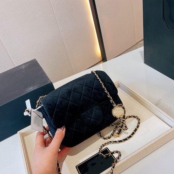 2022 classic vintage women's bags velvet luxury gold hardware designer chain shoulder bags ladies fashion small golden ball handbags cr
2022 classic vintage women's bags velvet luxury gold hardware designer chain shoulder bags ladies fashion small golden ball handbags cr